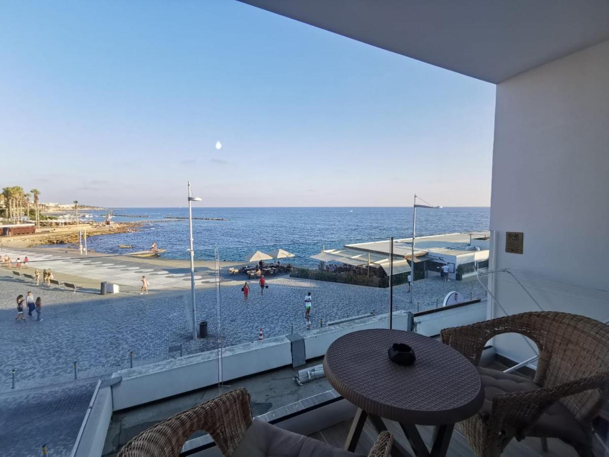 Cosea Living: Seaside Two Bedroom Flat In Harbour 106 Paphos Eksteriør billede